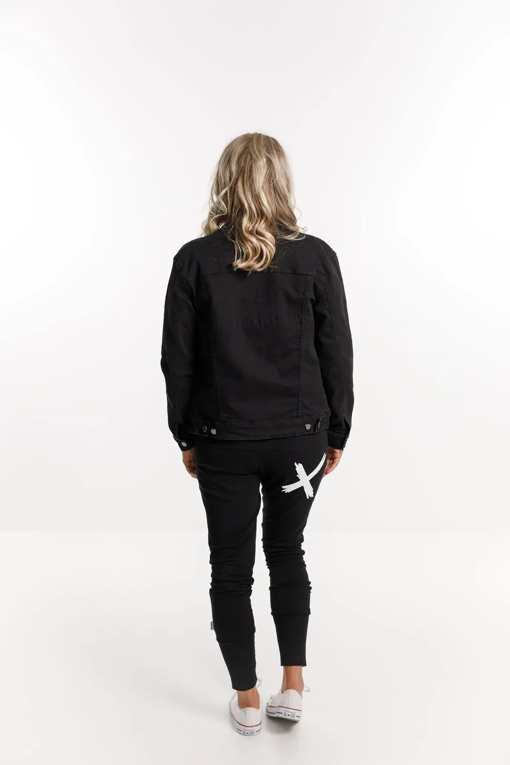 CLASSIC DENIM JACKET JET BLACK