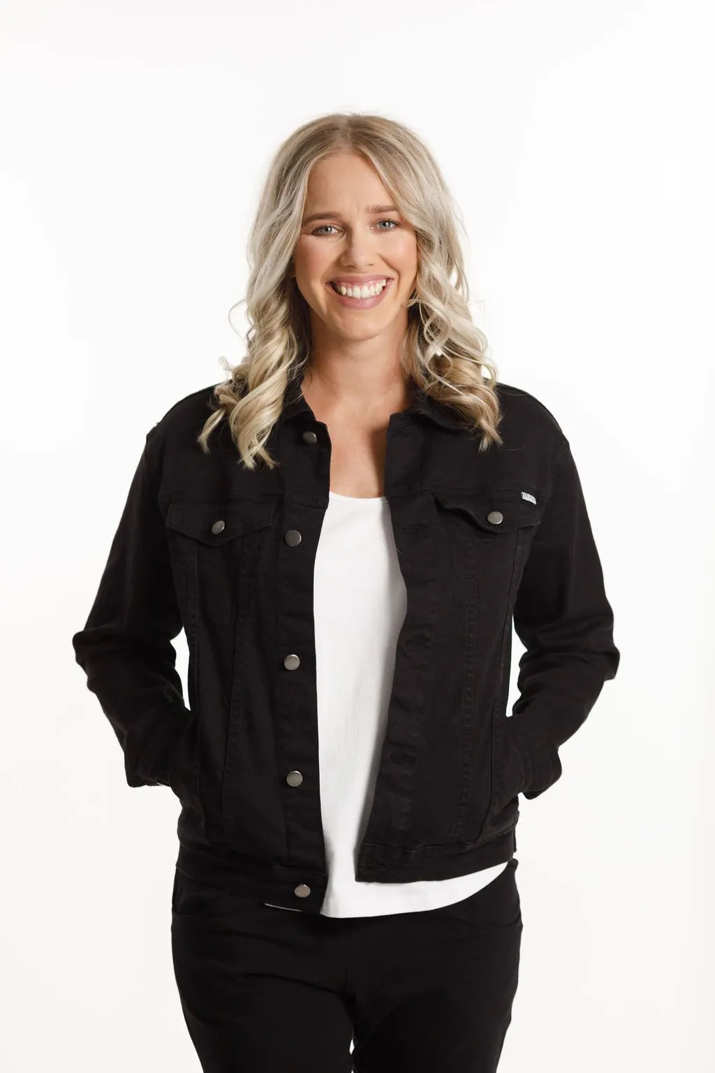 CLASSIC DENIM JACKET JET BLACK