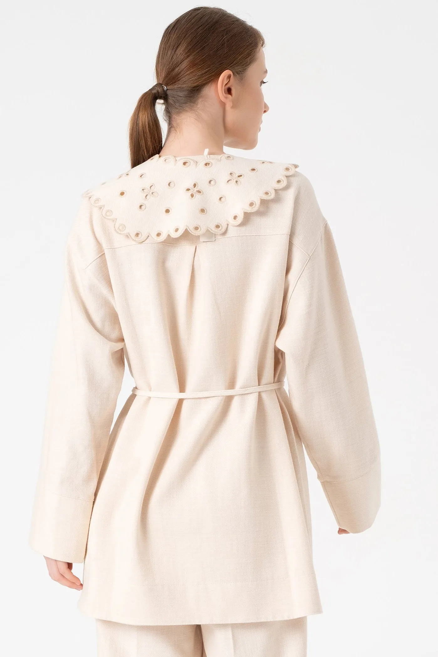 DRAMATIC COLLAR SHIRT