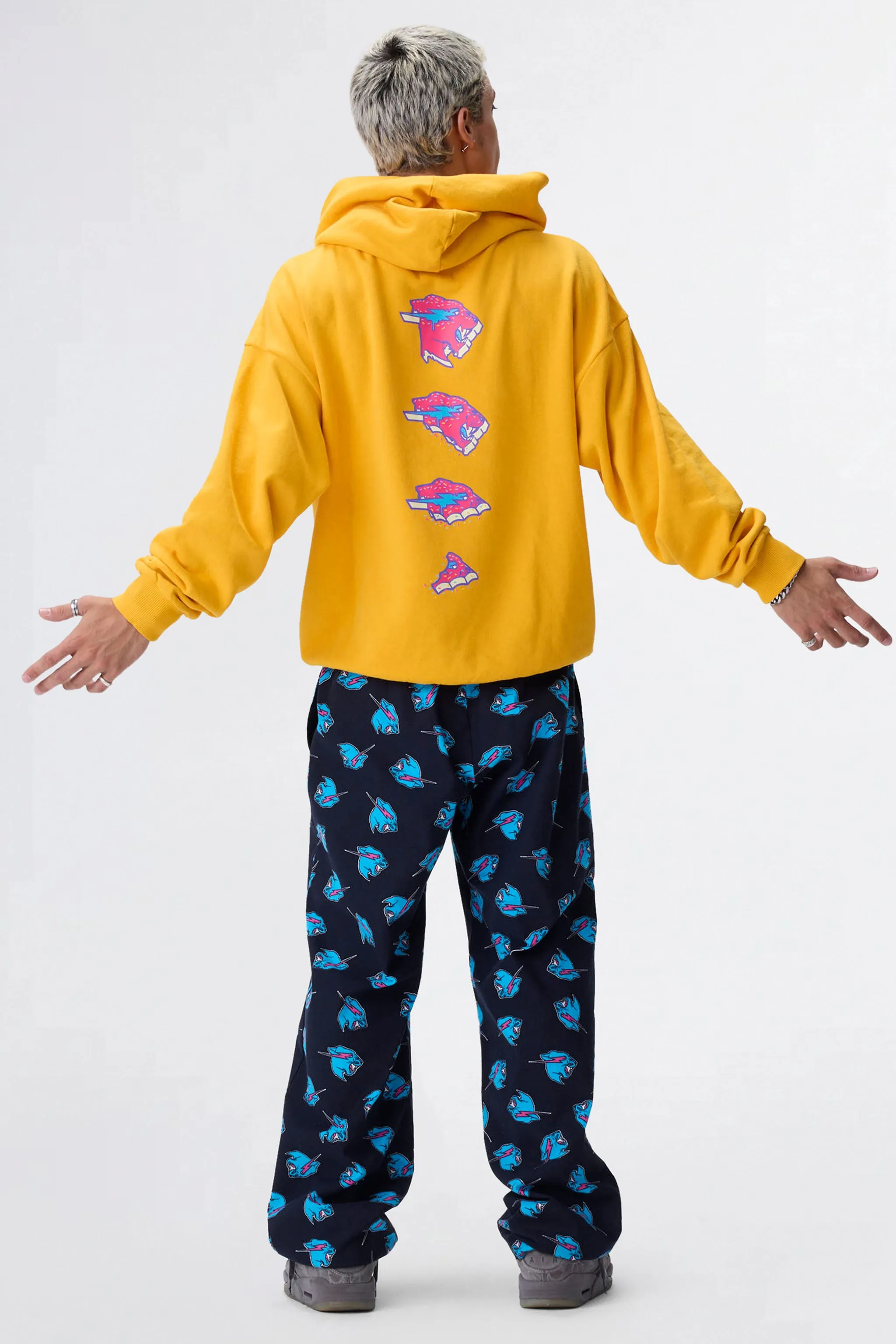 FROSTED BEAST '23 HOODIE - YELLOW