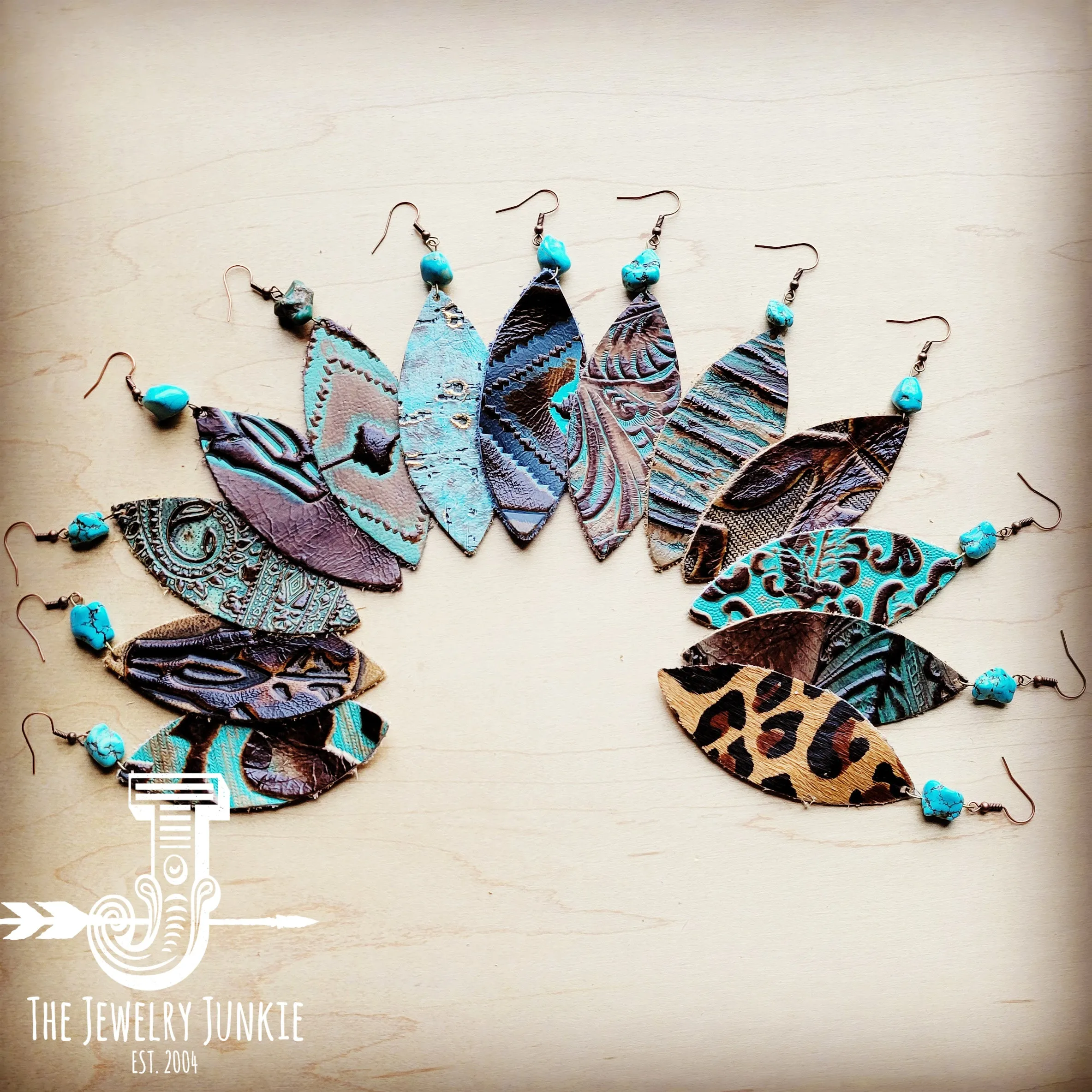 **Leather Oval Earrings in Oyster Paisley w/ Turquoise Accent 207f