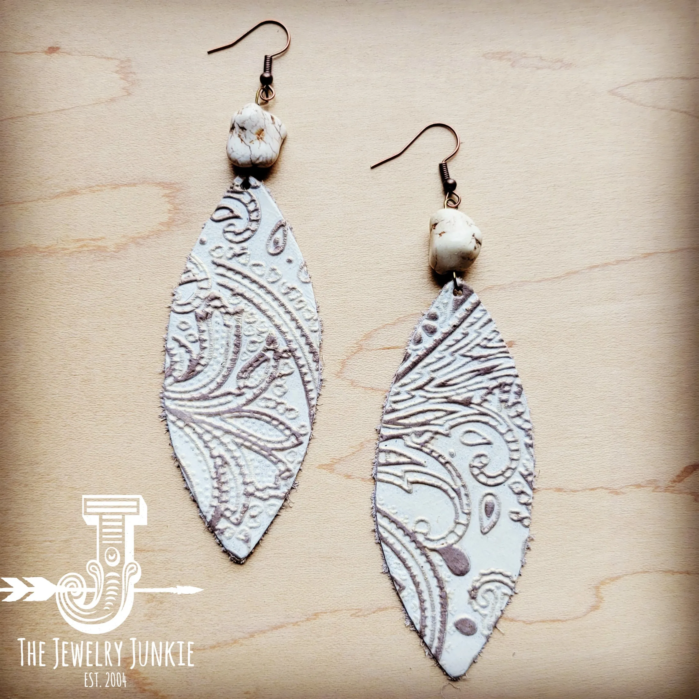 **Leather Oval Earrings in Oyster Paisley w/ Turquoise Accent 207f