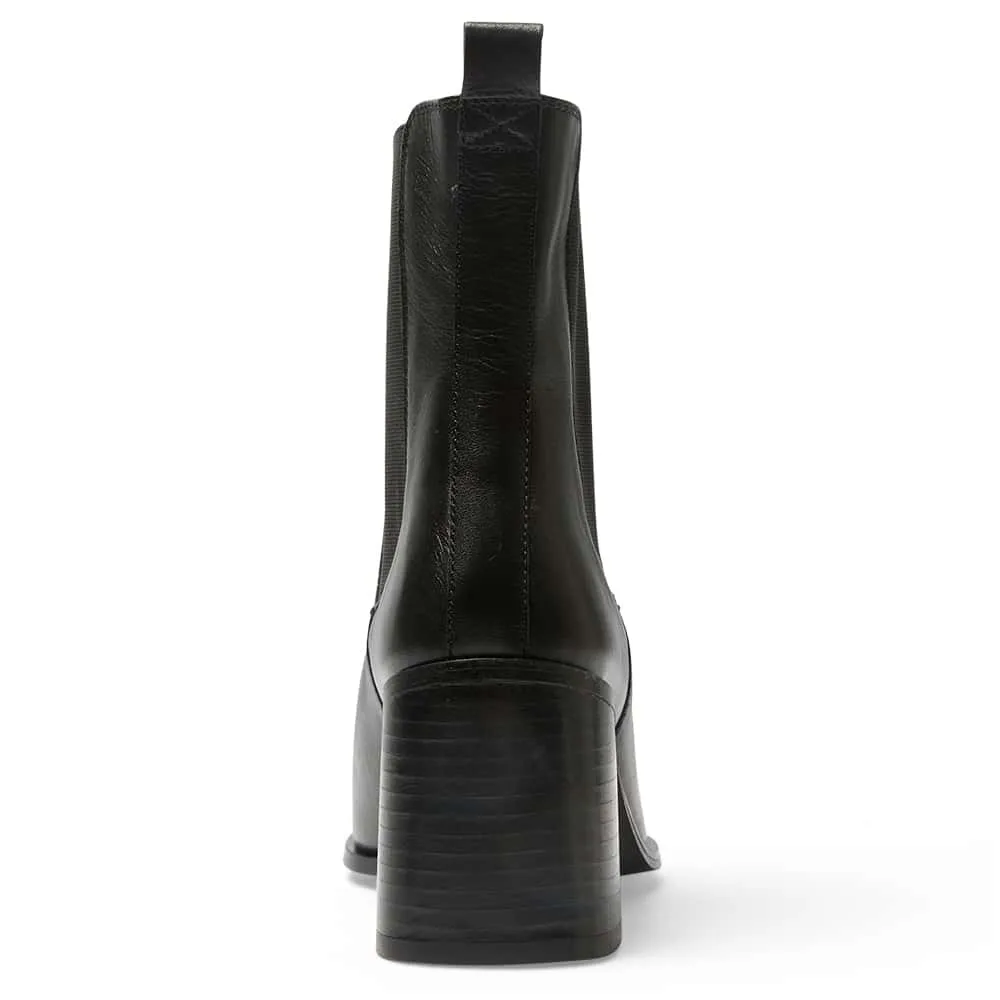 Munich Boot in Black Leather