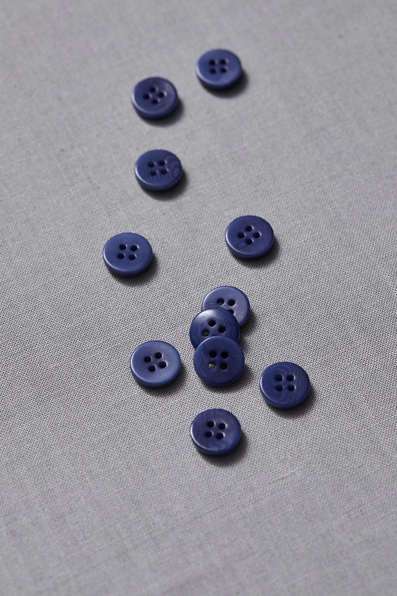 PLAIN 4 HOLE COROZO BUTTON | Lapis 11mm