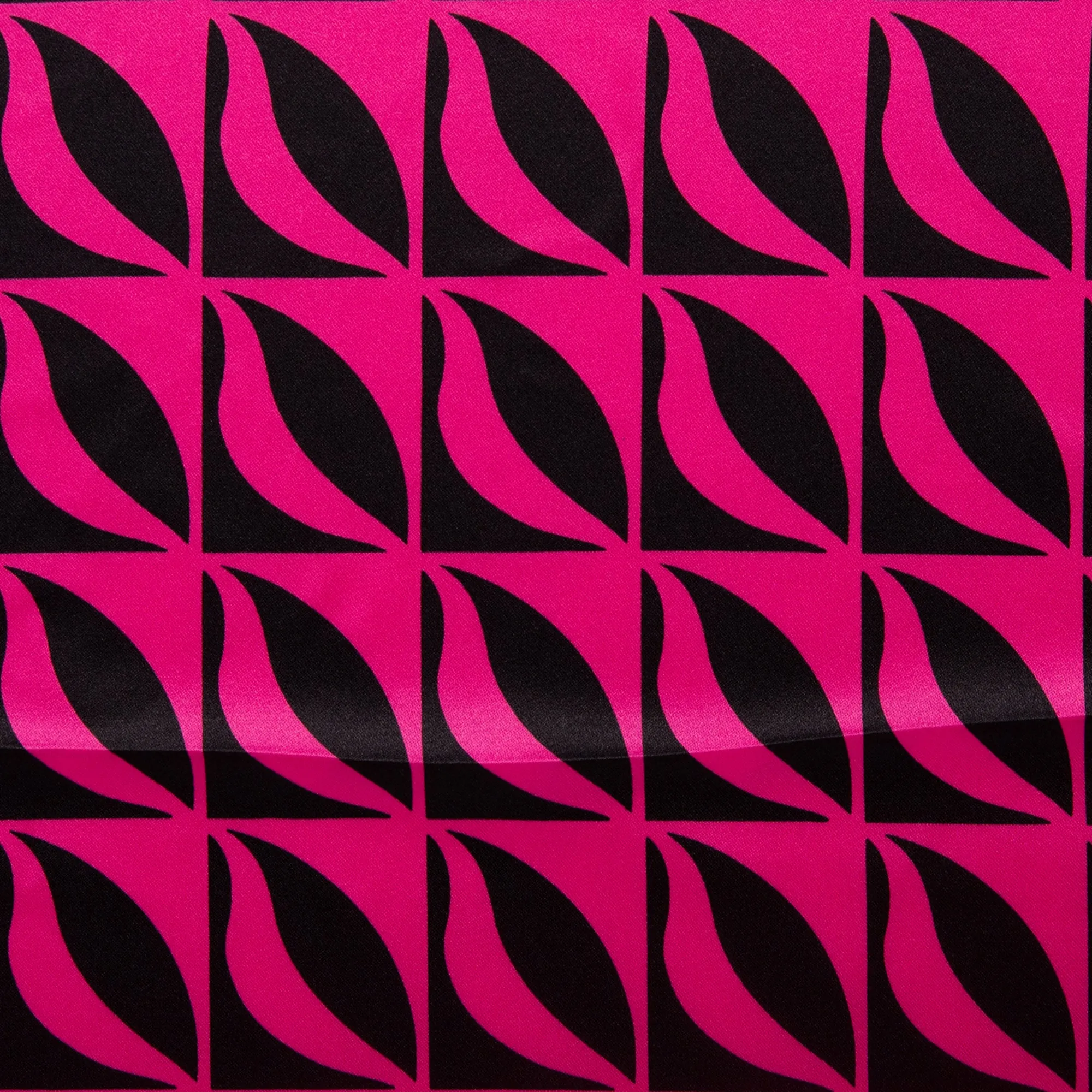 Printed Satin Velvet - CHARLOTTE - Geometric - Pink