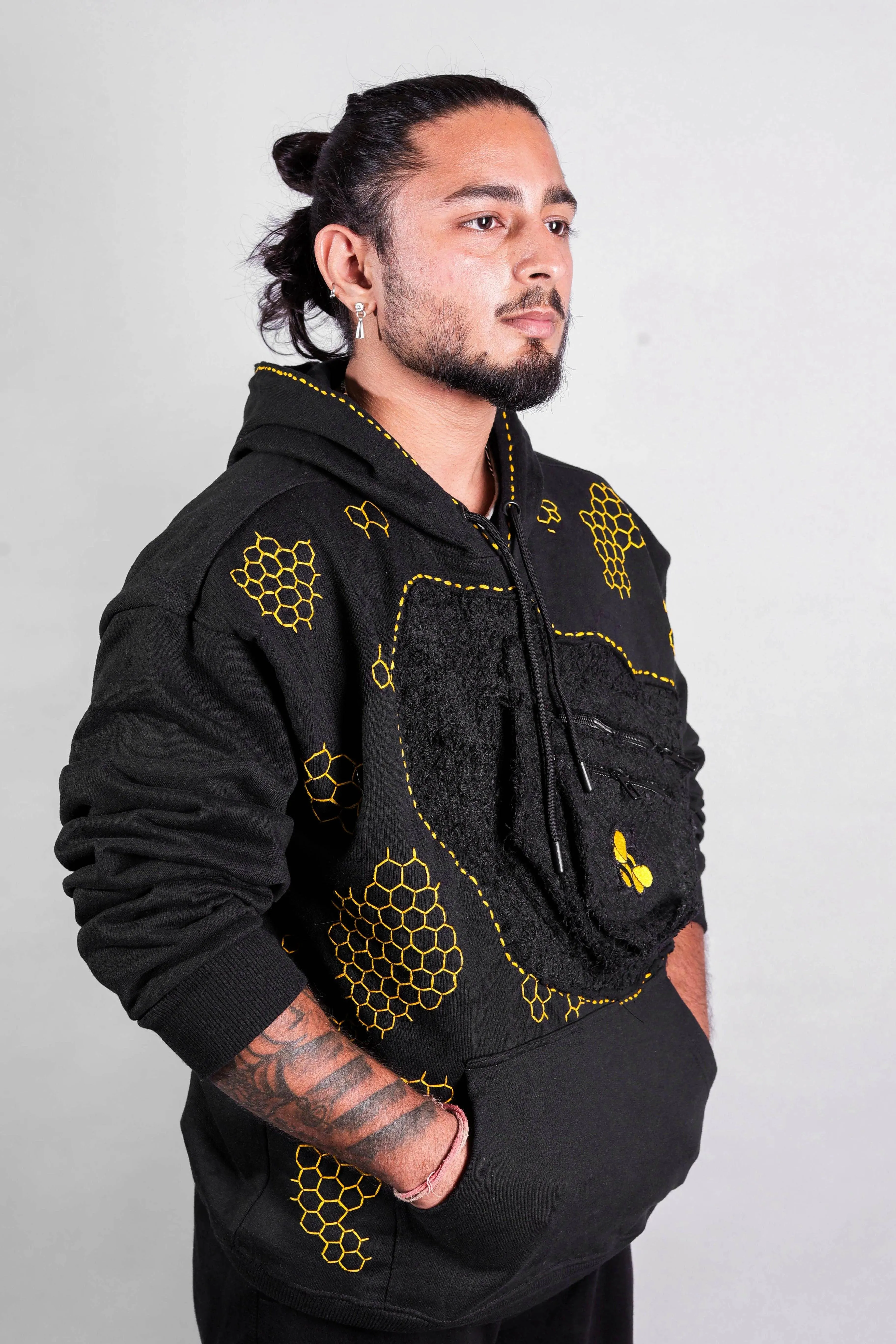 QUEEN BEE | HOODIE