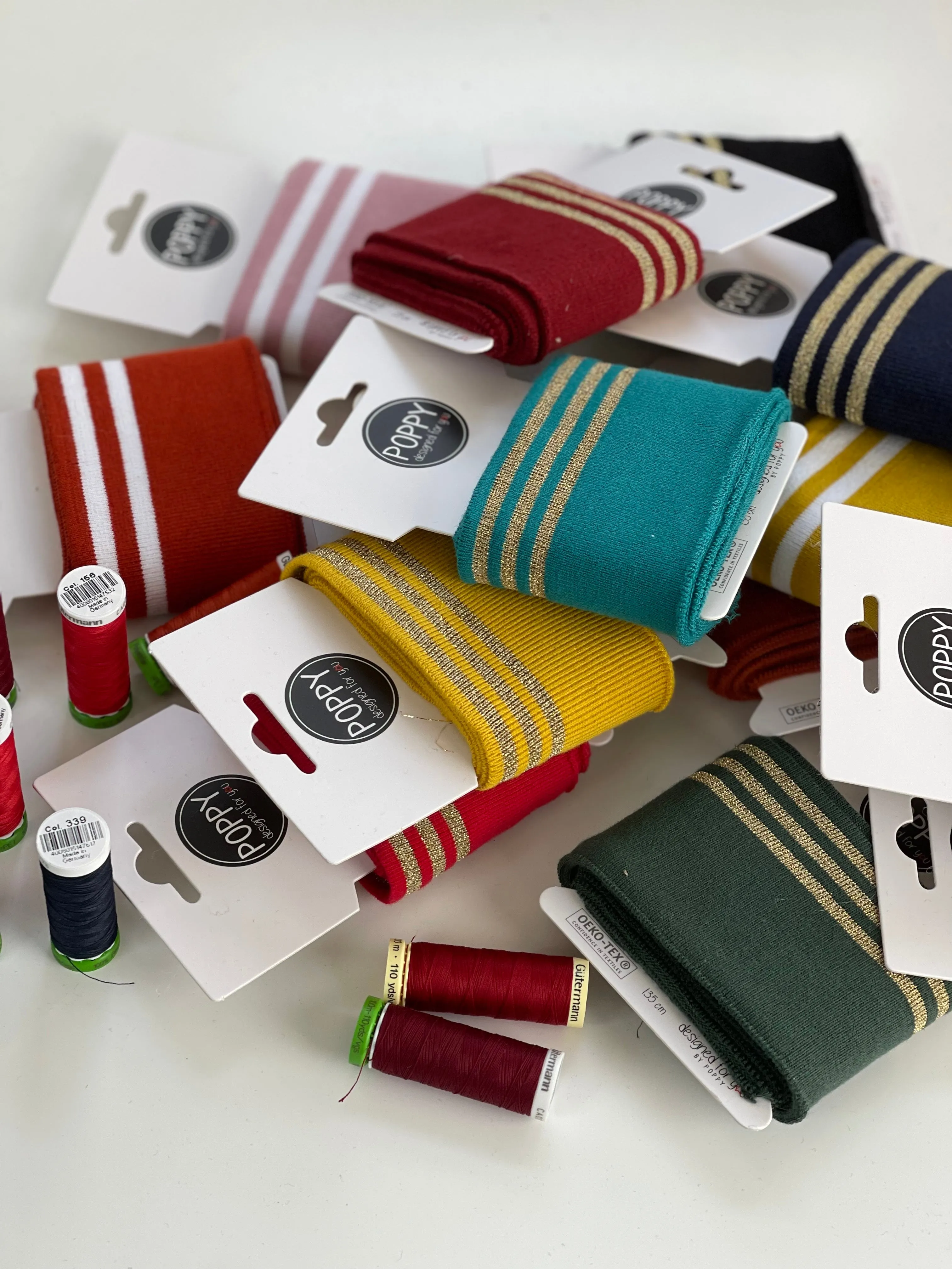 Ribbing Cuffing Pack with White Stripes