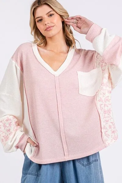 SAGE   FIG Floral V-Neck Waffle Knit Top In Blush Pink