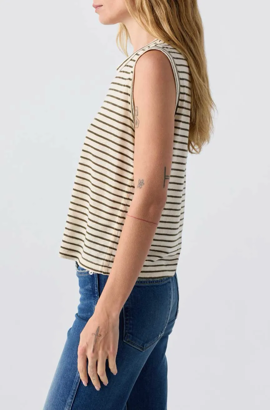 SLEEVELESS LOVE TEE IN RESEDA MULTI