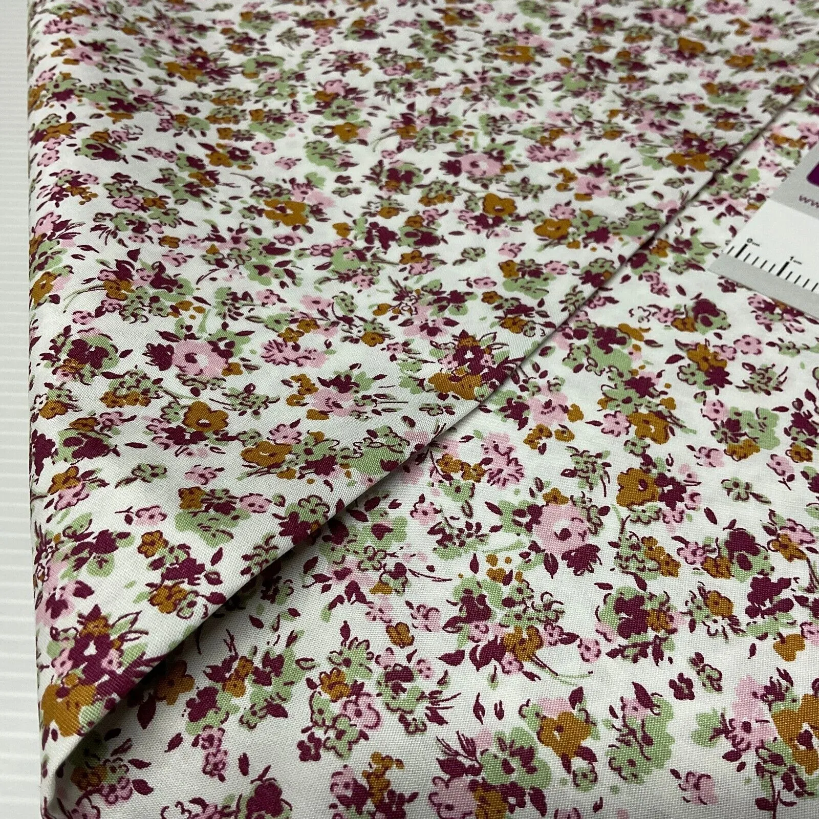 Small floral Heather Cotton Poplin dress Fabric sold by the meter M1919